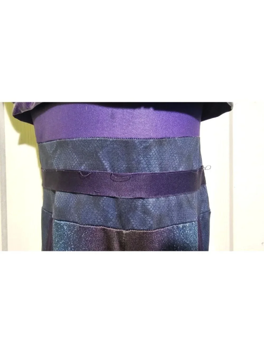 Descendants 3 Mal Deluxe Costume Girl 8-10 Jumpsuit Vest Disney Spirt Halloween - Picture 4 of 9